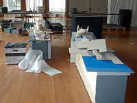 Die Bhne leert sich - der Saal wird voll und voller