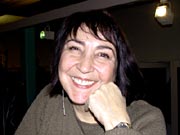 Auch Sabeth tat im Dunkeln munkeln und ist froh, ans Licht zurckzukehren.