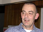 Kurt hat seinen Temporrjob als Hoteldirektro an den Nagel gehngt. 