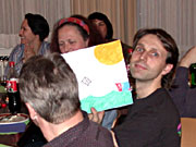 Baumeister Kilian erhlt endlich sein Premierengeschenk.