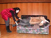 Die Regisseurin legt Hand an (Agnes Bhlmann und Werner Zbinden)