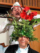 Wer steckt wohl im Gebsch?