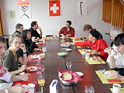 Patriotisches Frühstückk vor der zweiten Runde.