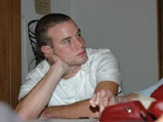 Bernard Tewlin spielt Igor Molin